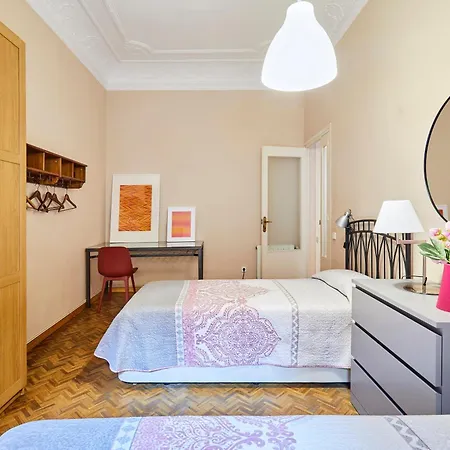 Modernist Arc De Triomf Apartament *