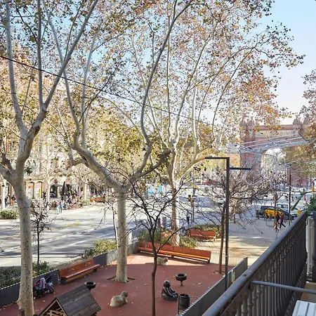 Modernist Arc De Triomf Apartament Barcelona