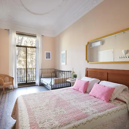 Apartament Modernist Arc De Triomf Barcelona